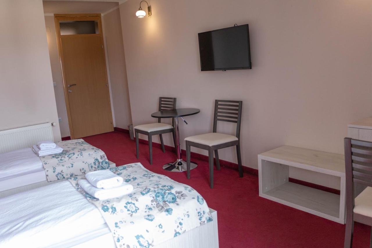 Hotel Villa Grande Bugojno Buitenkant foto