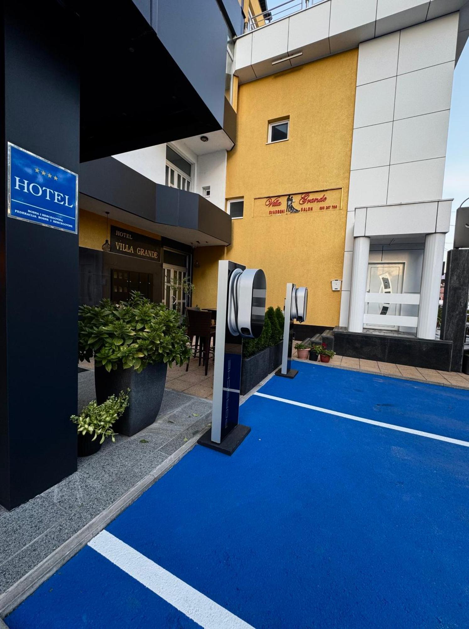 Hotel Villa Grande Bugojno Buitenkant foto